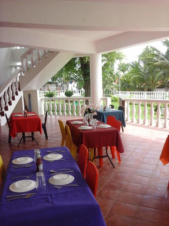 Medellin Seaview Inn Екстер'єр фото